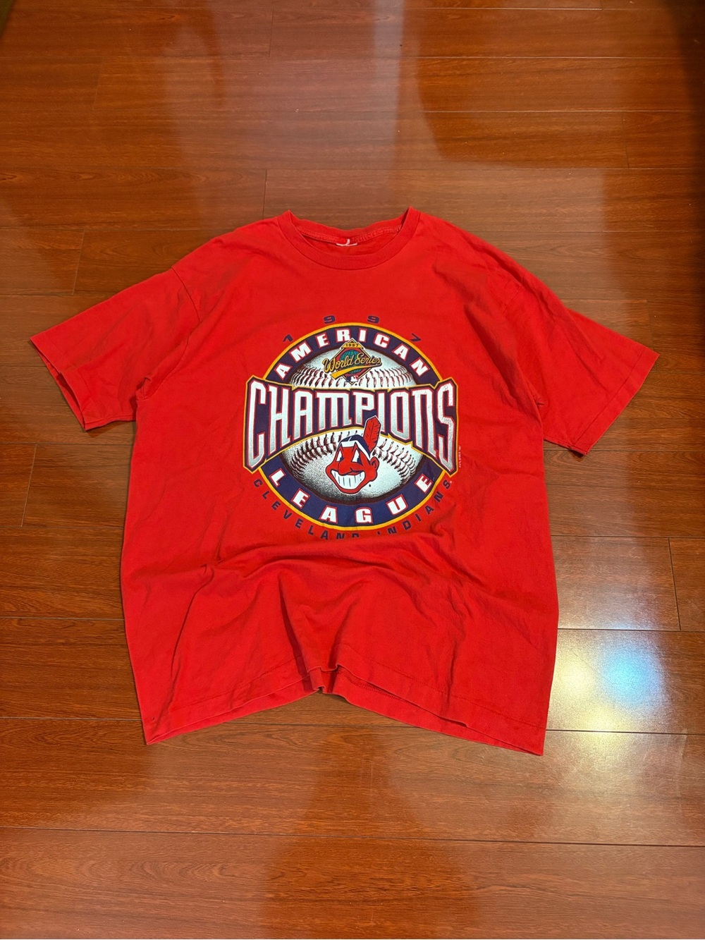 Vintage Men’s 1997 Cleveland Indians MLB Baseball Short Sleeve Size XXL